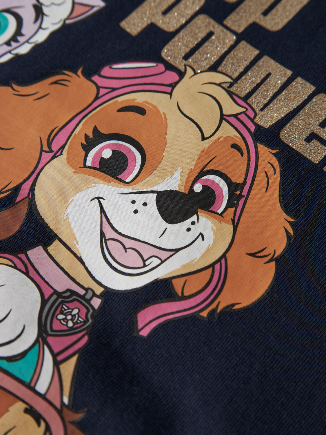 model_shot-front_full